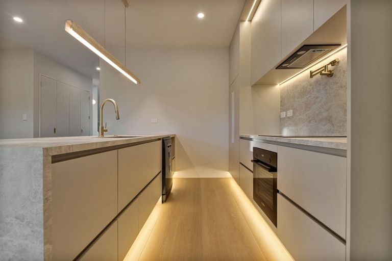 Photo of property in 318 Swanson Road, Henderson, Auckland, 0610