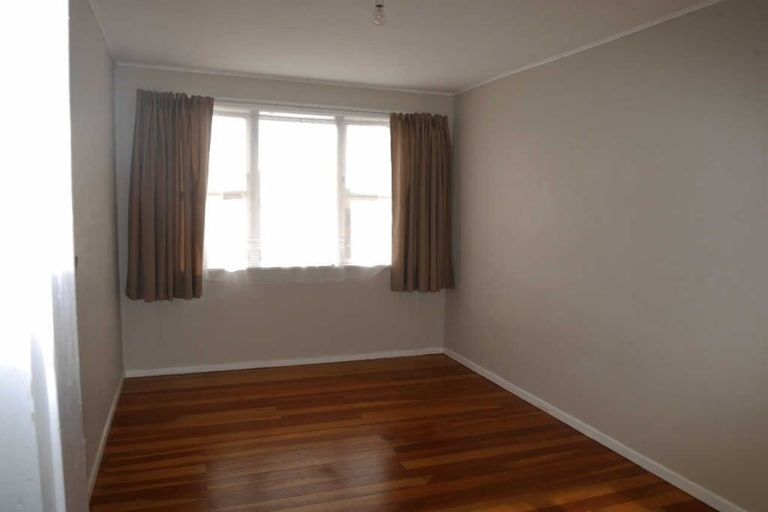 Photo of property in 30 Michael Road, Paraparaumu Beach, Paraparaumu, 5032