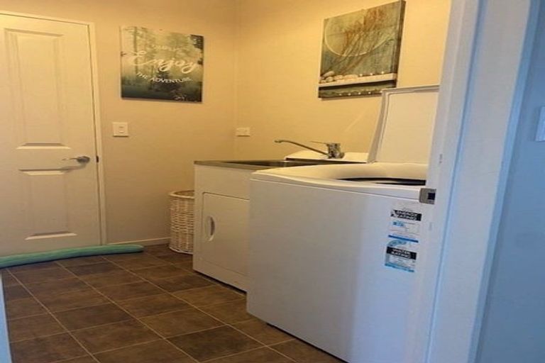 Photo of property in 43 Cassino Street, Rangiora, 7400