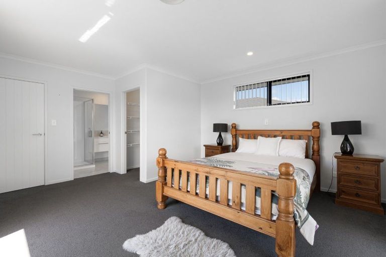 Photo of property in 12 Materawaho Way, Pyes Pa, Tauranga, 3112