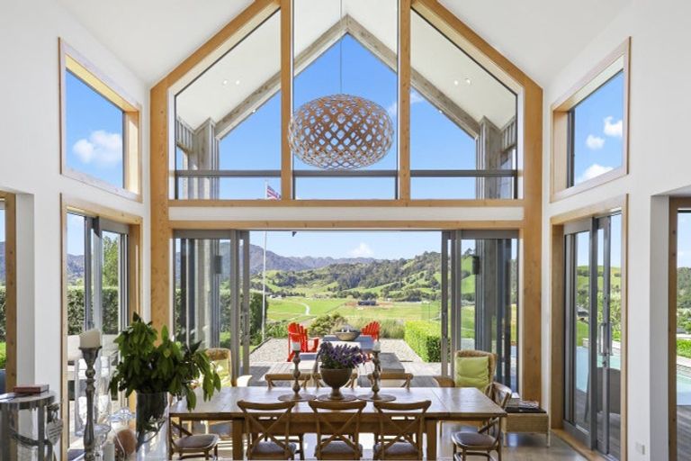 Photo of property in 11 Tamahunga Drive, Matakana, Warkworth, 0985