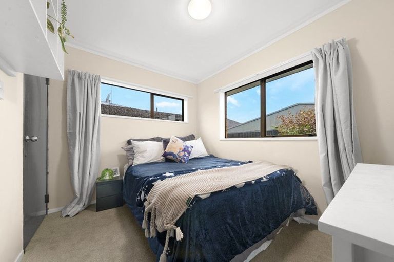 Photo of property in 18a Sunnyside Crescent, Papatoetoe, Auckland, 2025
