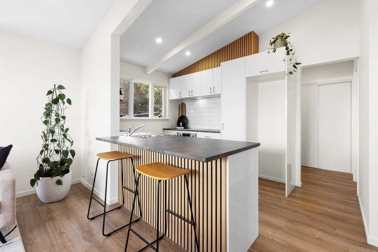 Photo of property in 2/14 Frederick Street, Waltham, Christchurch, 8011