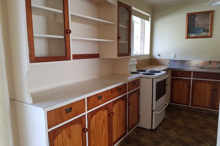 Photo of property in 4a Woodfield Avenue, Roslyn, Palmerston North, 4414