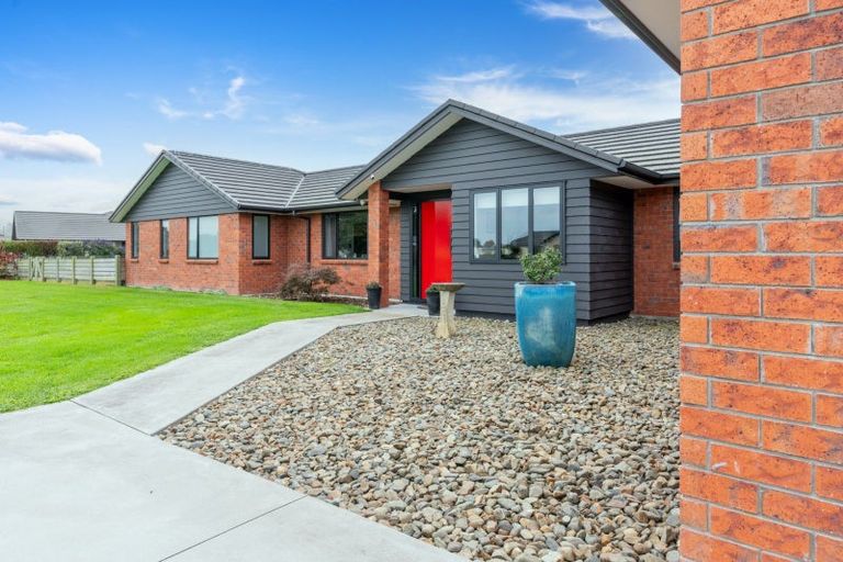 Photo of property in 43 Seachange Drive, Leamington, Cambridge, 3432