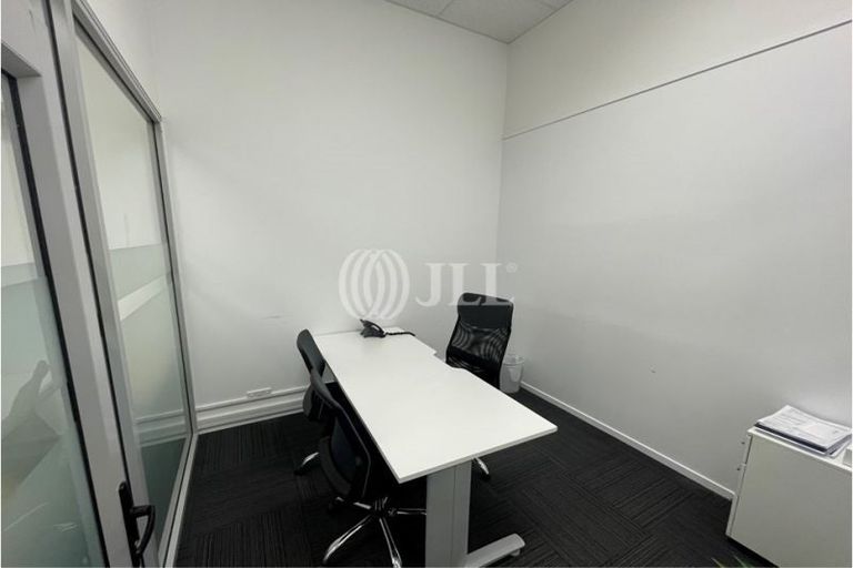 Photo of property in 7 Cooladerry Place, Rosehill, Papakura, 2113