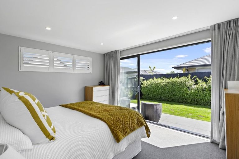 Photo of property in 15 Luxembourg Crescent, Halswell, Christchurch, 8025