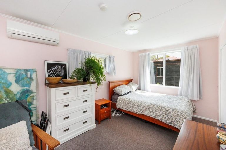 Photo of property in 8a Bond Street, Marton, 4710