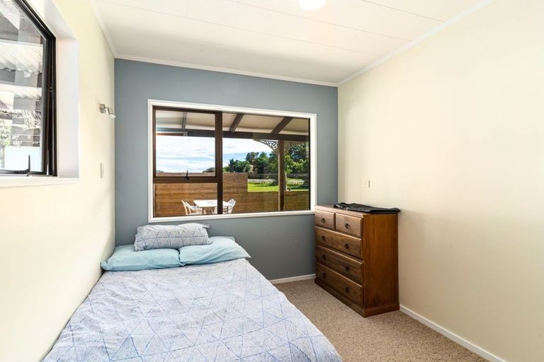 Photo of property in 2984 Cheltenham Hunterville Road, Cheltenham, Feilding, 4777