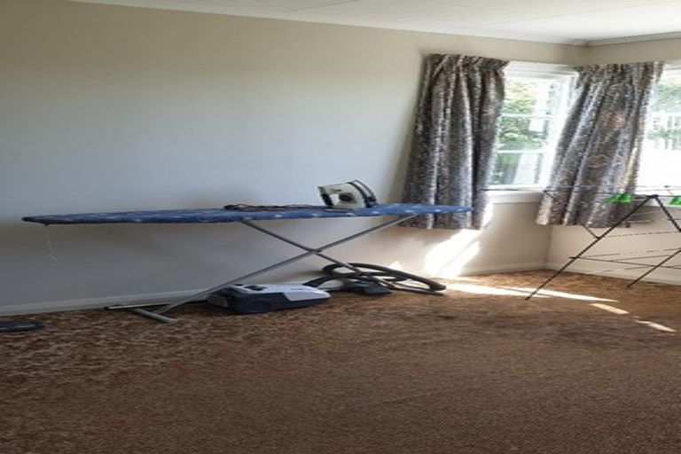 Photo of property in 32 Leicester Street, Patea, 4520