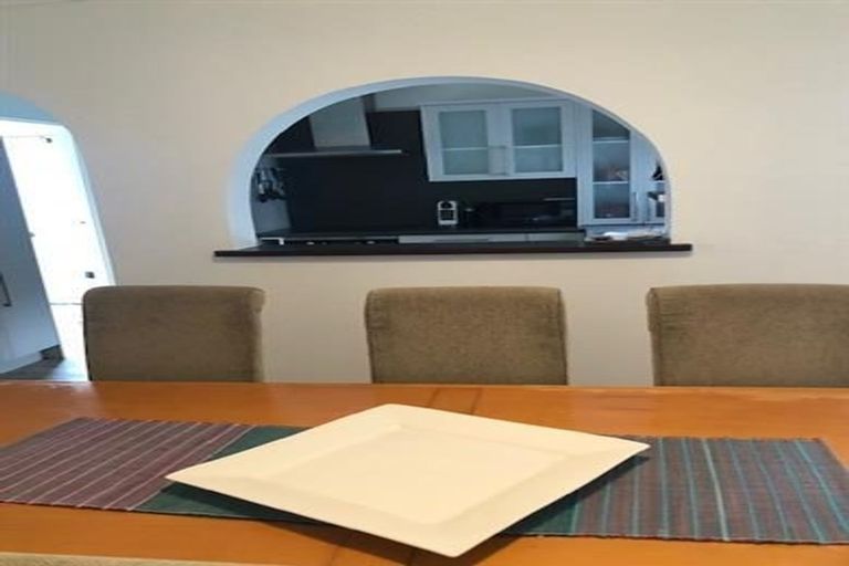 Photo of property in 2b Melanesia Road, Kohimarama, Auckland, 1071