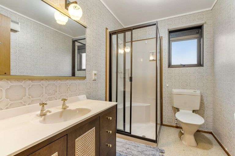 Photo of property in 4 Kotare Place, Sandspit, Warkworth, 0982