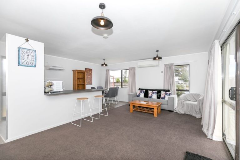 Photo of property in 7 Beadle Place, St Andrews, Hamilton, 3200