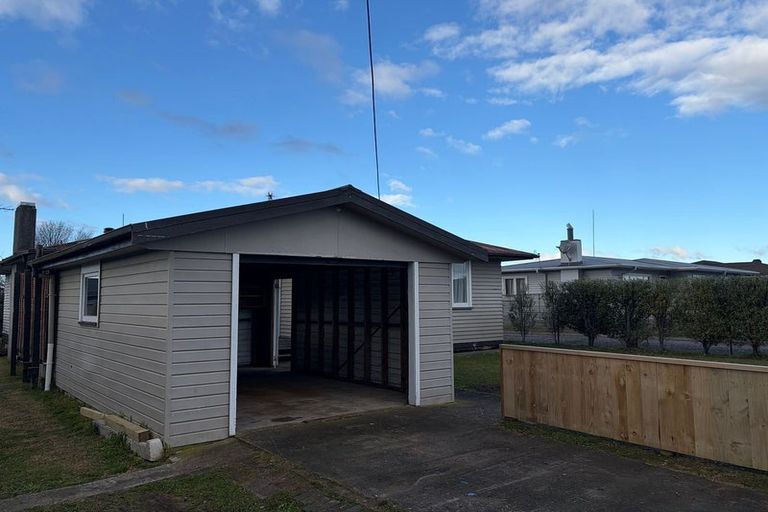 Photo of property in 15a Tui Road, Western Heights, Rotorua, 3015