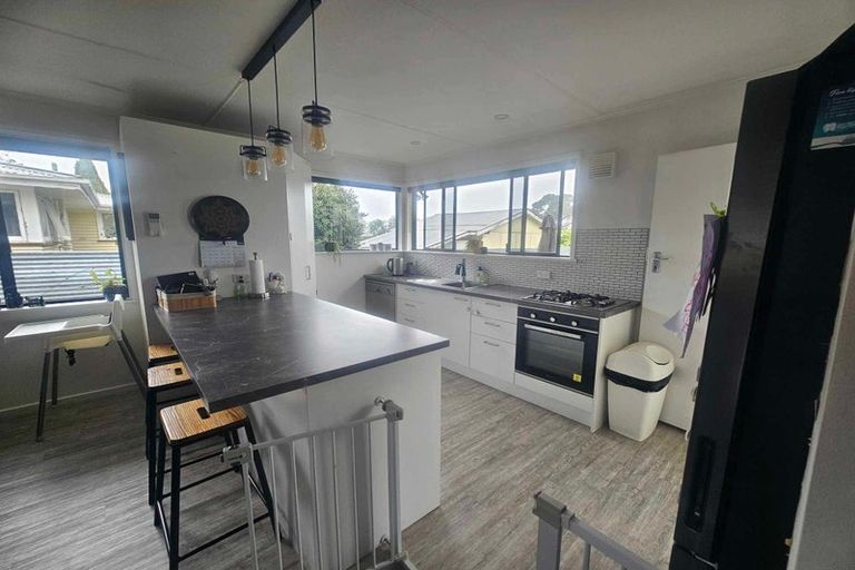 Photo of property in 21 Solway Crescent, Solway, Masterton, 5810