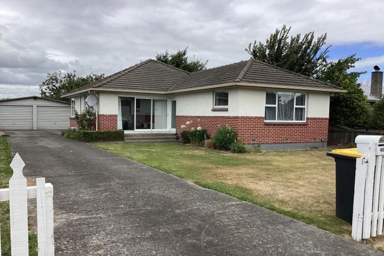 Photo of property in 42 Blankney Street, Hornby, Christchurch, 8042