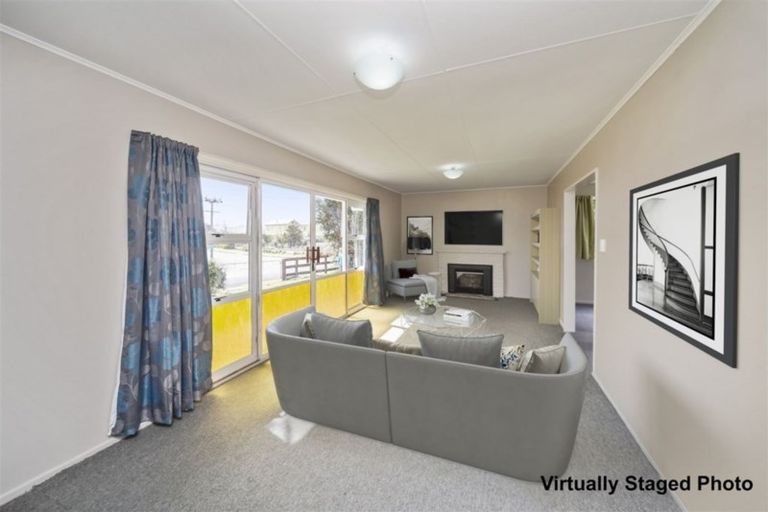 Photo of property in 13 Norfolk Street, Patea, 4520