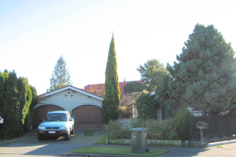 Photo of property in 21 Englefield Road, Belfast, Christchurch, 8051