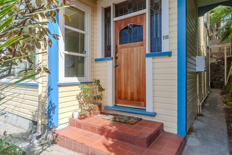 Photo of property in 118 Ohiro Road, Brooklyn, Wellington, 6021