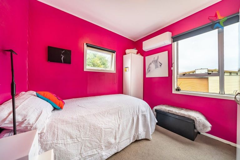 Photo of property in 12 Heath Grove, Waiwhetu, Lower Hutt, 5010