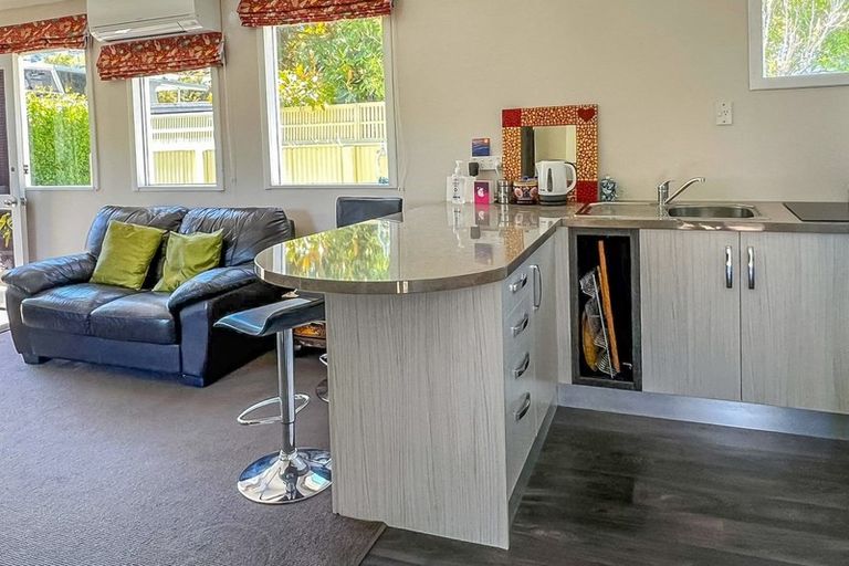 Photo of property in 143a Waikawa Road, Picton, 7220