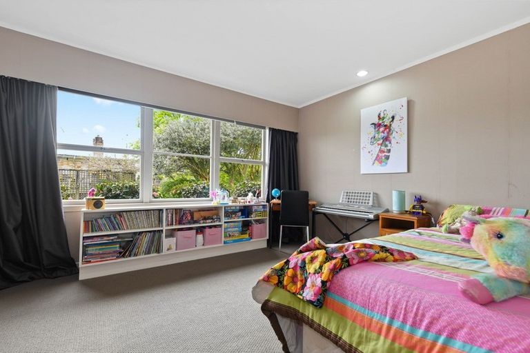 Photo of property in 8 Braid Road, St Andrews, Hamilton, 3200