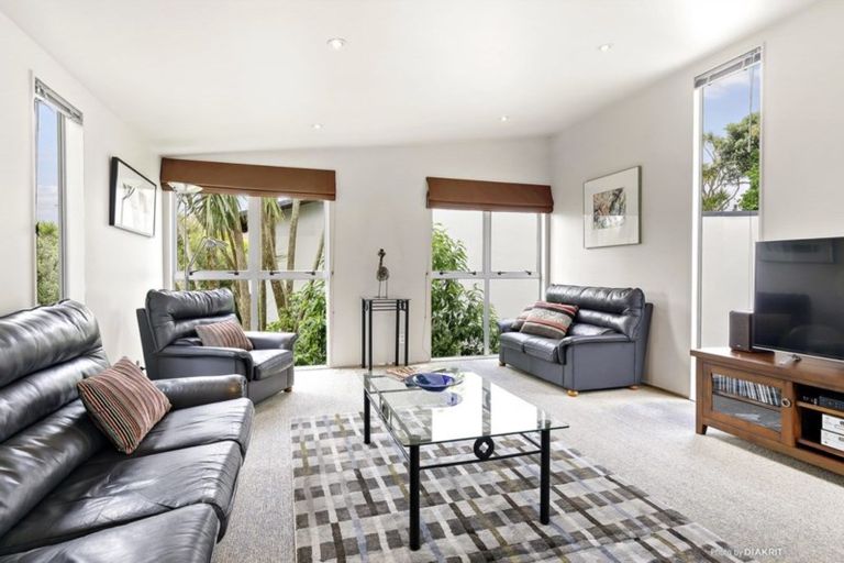 Photo of property in 15b Perth Street, Ngaio, Wellington, 6035