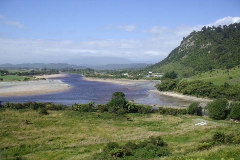 Photo of property in 61 Glasseye Drive, Little Wanganui, Karamea, 7893