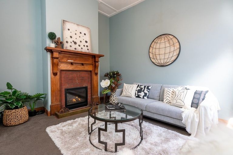 Photo of property in 10 Howard Street, Mount Cook, Wellington, 6021