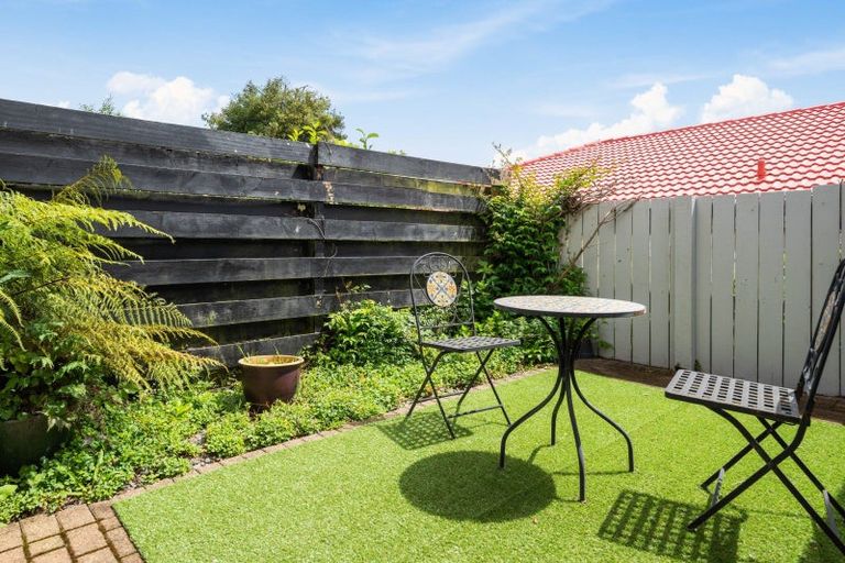 Photo of property in 3a Cobbe Place, Pomare, Rotorua, 3015