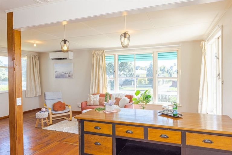 Photo of property in 24 Titoki Street, Castlecliff, Whanganui, 4501