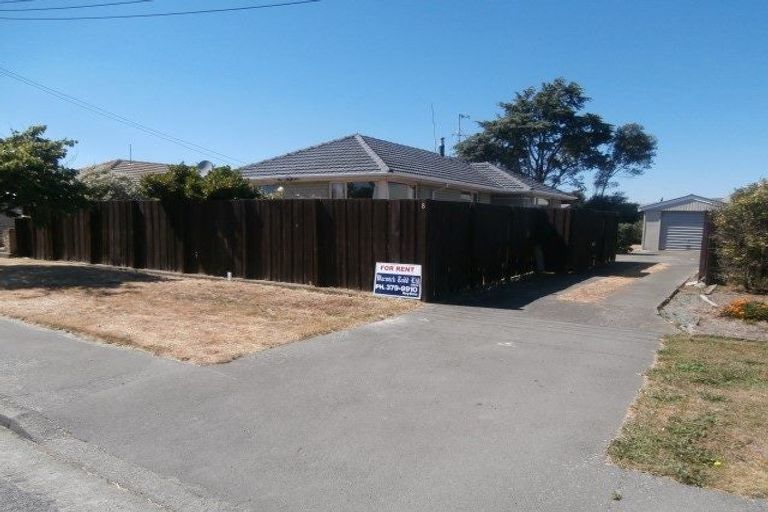 Photo of property in 8 Sylvia Street, Parklands, Christchurch, 8083