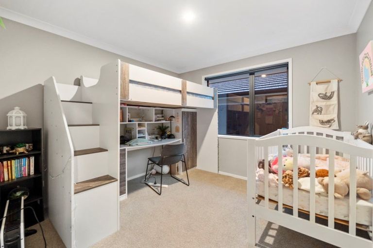 Photo of property in 59 Kahuparere Crescent, Pyes Pa, Tauranga, 3112