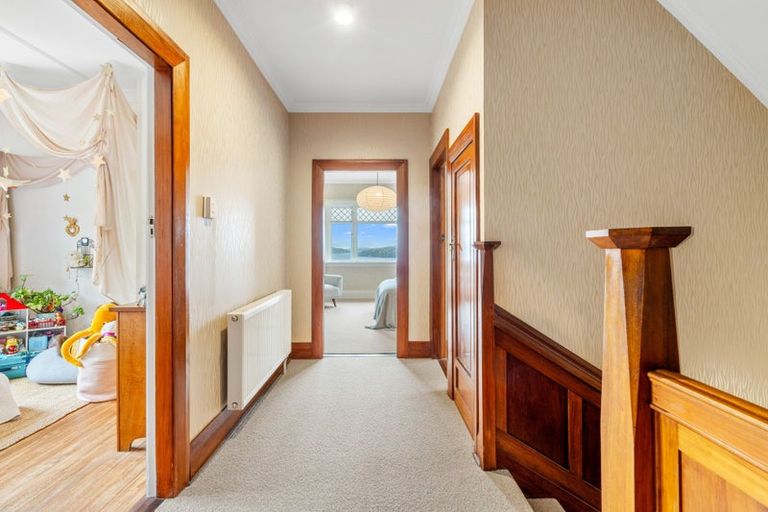 Photo of property in 16 Marewa Street, Kew, Dunedin, 9012