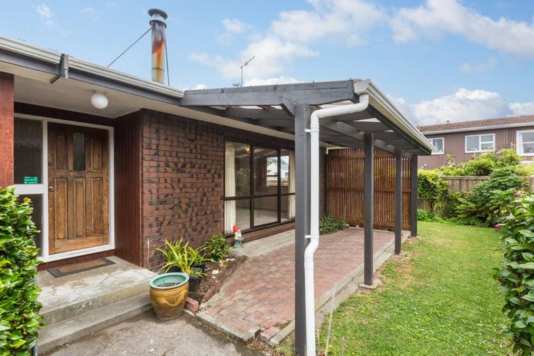 Photo of property in 66c Main Road, Titahi Bay, Porirua, 5022