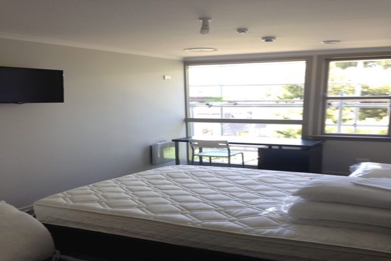 Photo of property in 44 Ramsay Street, Dalmore, Dunedin, 9010