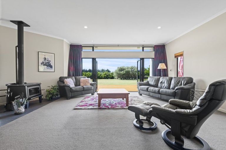 Photo of property in 79 Polson Hill Drive, Aokautere, Palmerston North, 4471