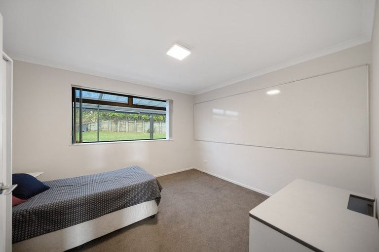 Photo of property in 5 Len Brown Place, Pukekohe, 2120