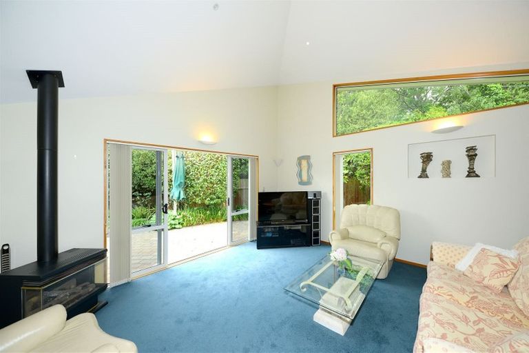 Photo of property in 26a Glenburn Place, Avonhead, Christchurch, 8042