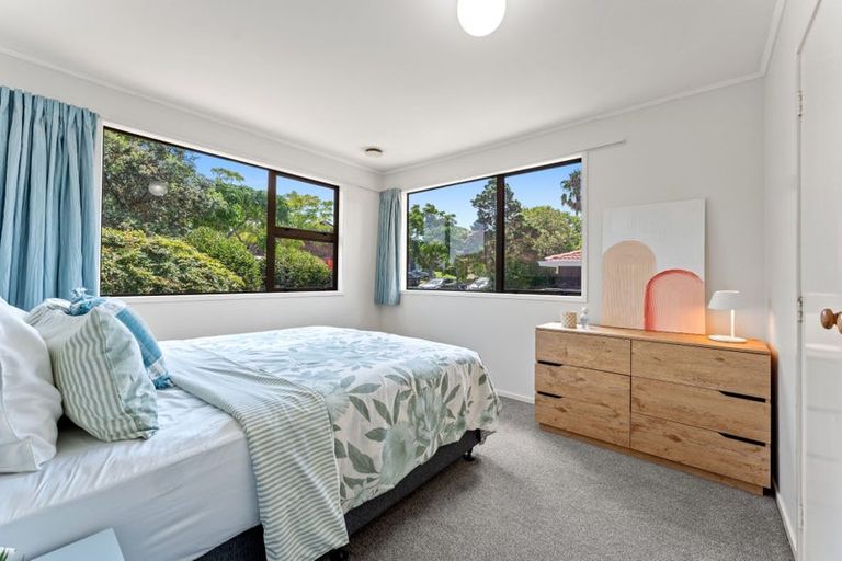 Photo of property in 26 Imogene Way, Half Moon Bay, Auckland, 2012