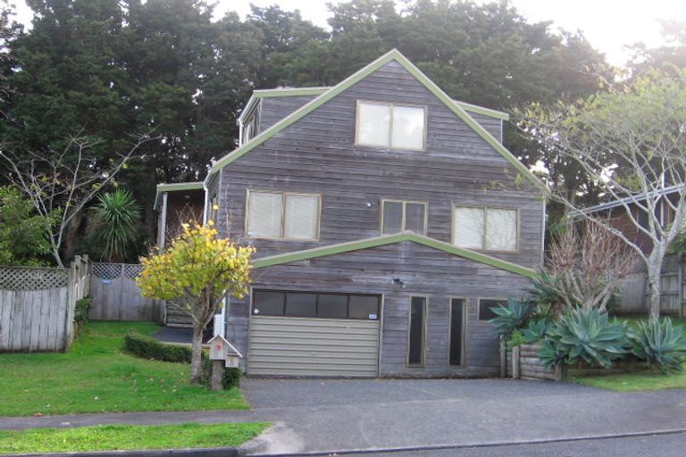 Photo of property in 9 Hakea Place, Totara Heights, Auckland, 2105