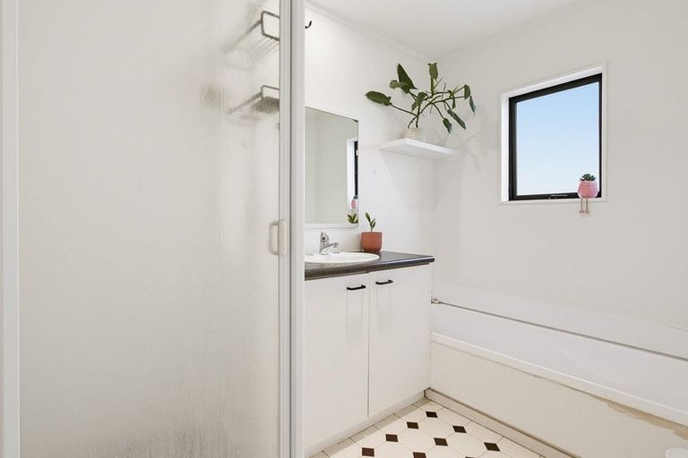 Photo of property in 10 Peter Button Place, Johnsonville, Wellington, 6037