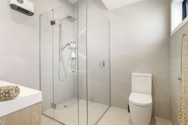 Photo of property in 103 Beach Road, Whangamata, 3620