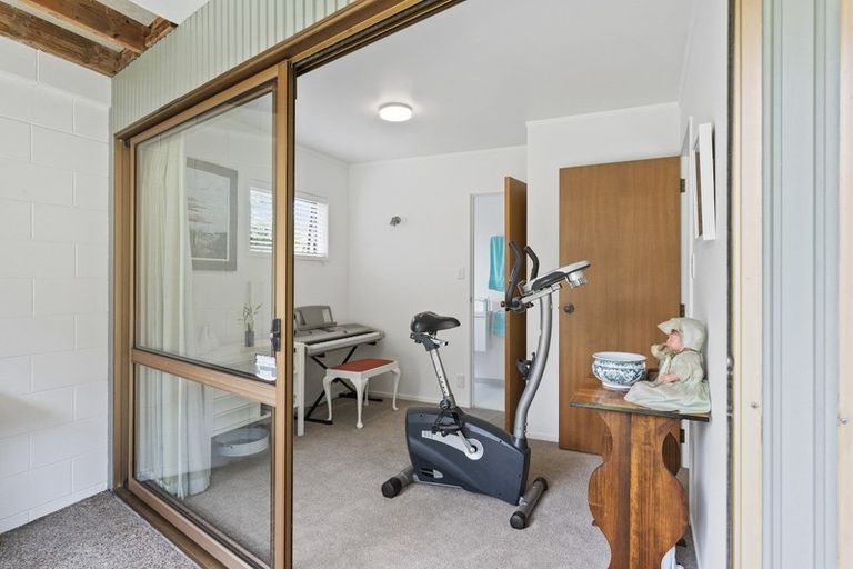 Photo of property in 2/59 Maxwelton Drive, Mairangi Bay, Auckland, 0630