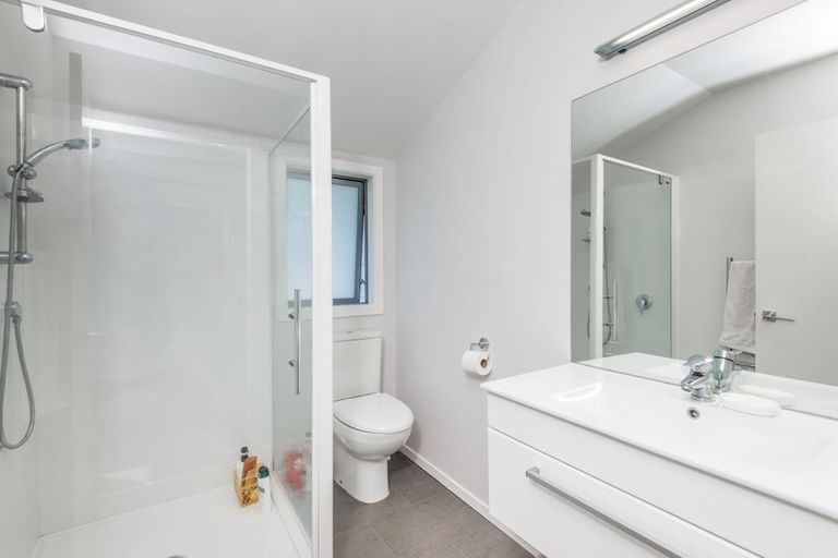 Photo of property in 8b Homebush Road, Khandallah, Wellington, 6035