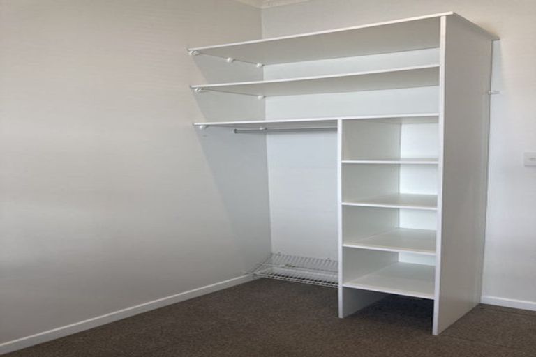 Photo of property in 17 Queens Drive, Kilbirnie, Wellington, 6022