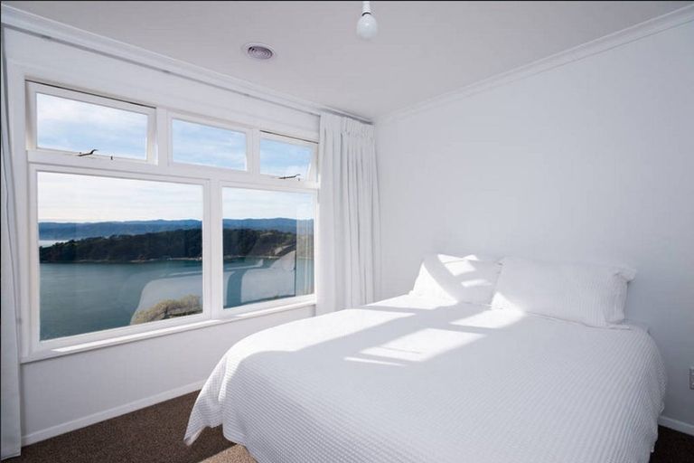 Photo of property in 21 Thane Road, Roseneath, Wellington, 6011