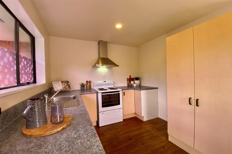 Photo of property in 15 Springs Road, Hornby, Christchurch, 8042