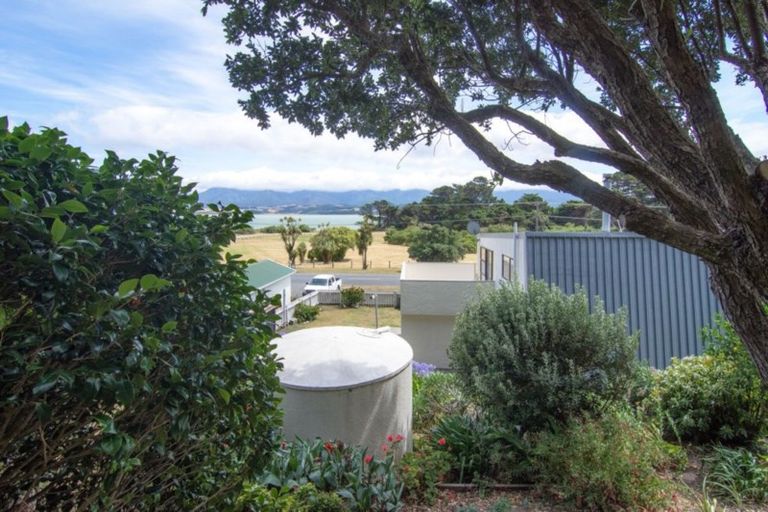 Photo of property in 72 Lake Ferry Road, Lake Ferry, Featherston, 5772