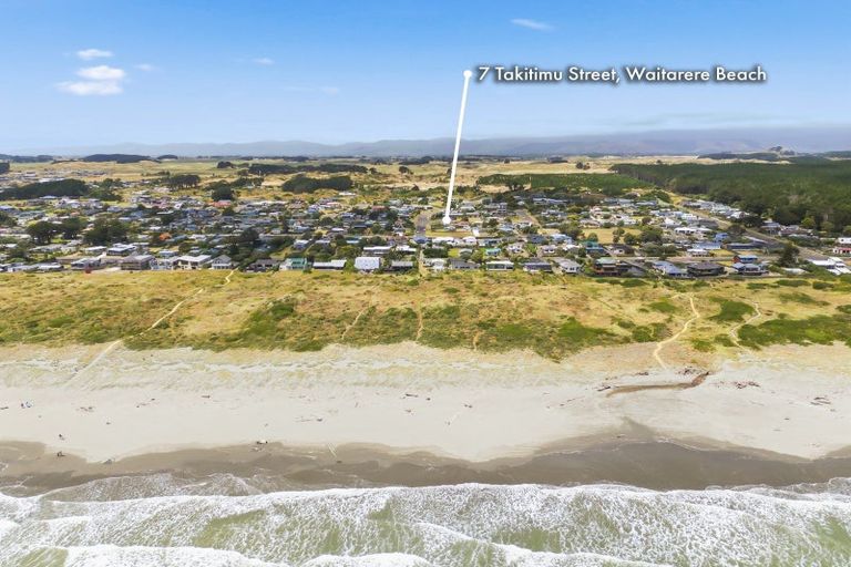 Photo of property in 7 Takitimu Street, Waitarere Beach, Levin, 5510